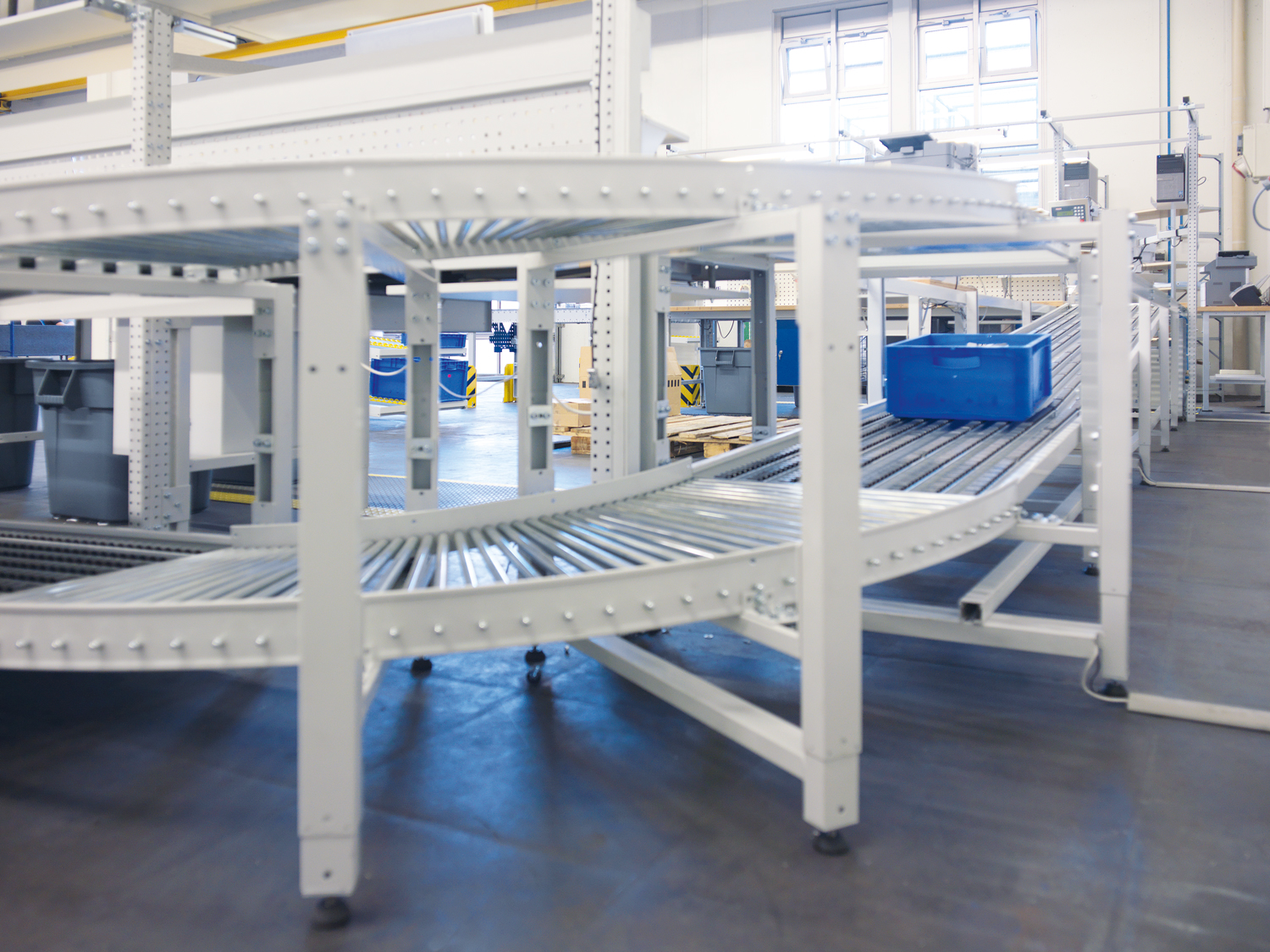 Doppelstöckige Rollenbahn Heller Praxisbeispiel Doppelstöckige Rollenbahn Heller Praxisbeispiel