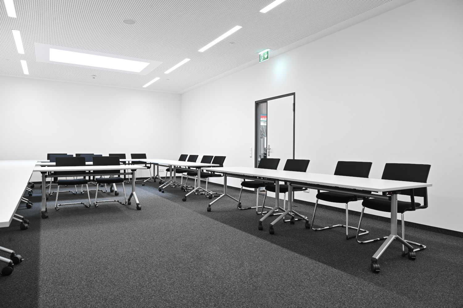 Schulungsraum Makita Praxisbeispiel Schulungsraum Makita Praxisbeispiel